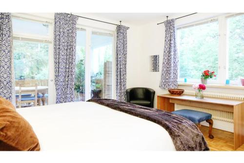 White Villa Baden