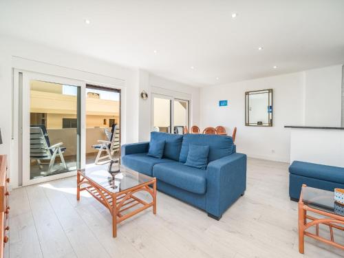 Sea View Apartment, Walk to Beaches and Old Town #2028