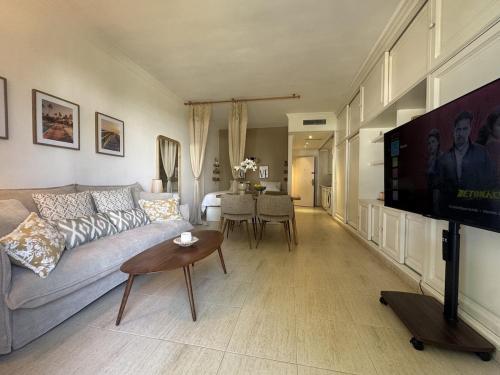 Puerto Banús Studio on the Beach
