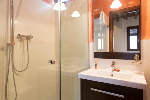 Apartamento Puerta Elvira Centro free parking
