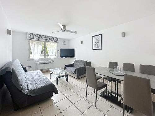 Modern one bedroom apartment in Cannes