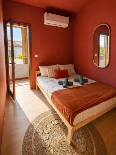 La Marina - 3 Bed House near Beach