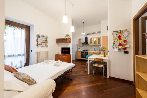 Bicocca Comfort Apartment - Free Parking - Near M5 Metro