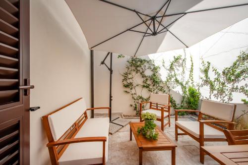 Parcheggio Comodo & Giardino Privato - Tramvia a 5 minuti