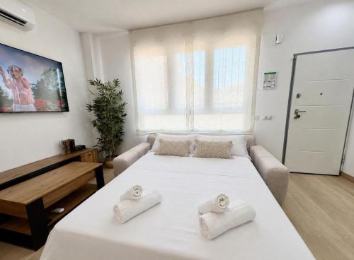 Suite Metropolitano Airport Madrid Canillejas