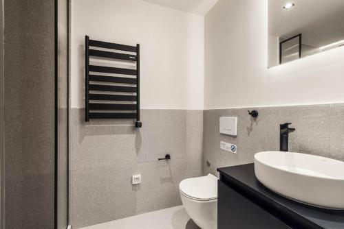 Grid by Zoia Living