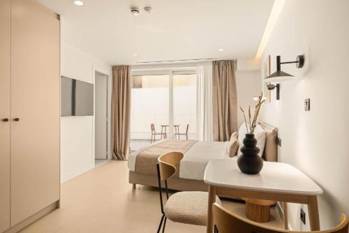Grid II by Zoia Living