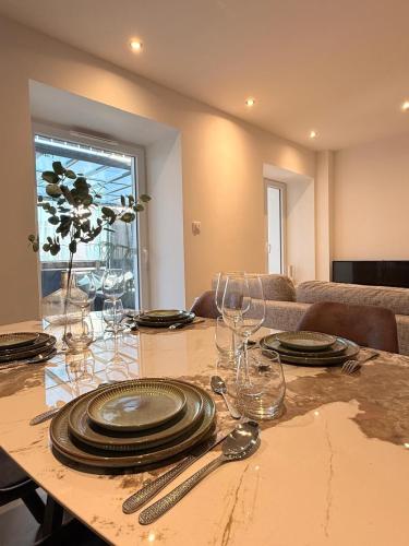 La Terrasse - City Center & Private Terrace