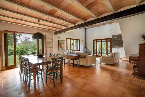 Unique Villa- 340m2- Between sea and mountain