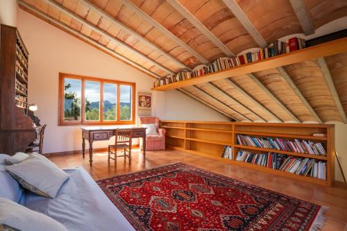 Unique Villa- 340m2- Between sea and mountain