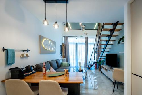 Sun Petradi Loft Apartment
