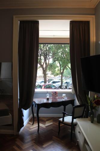 Athena Guest House