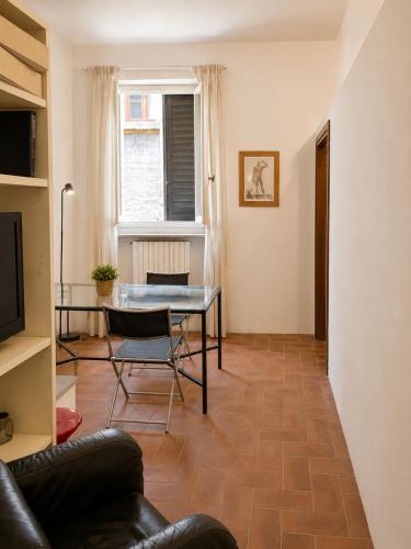 Hidden Gem by Ponte Vecchio with Private Terrace