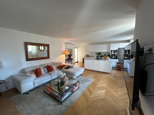 Beautiful townhouse with parking space
