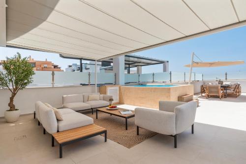 Estepona Skyline Penthouse