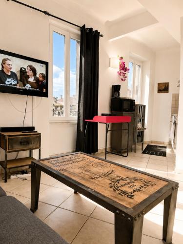 Le Croisette Port Suite