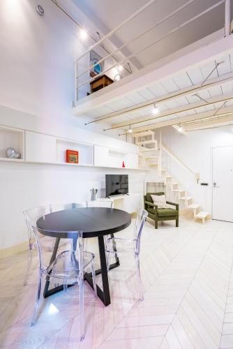 Chiaia Prestige by NapoliApartments