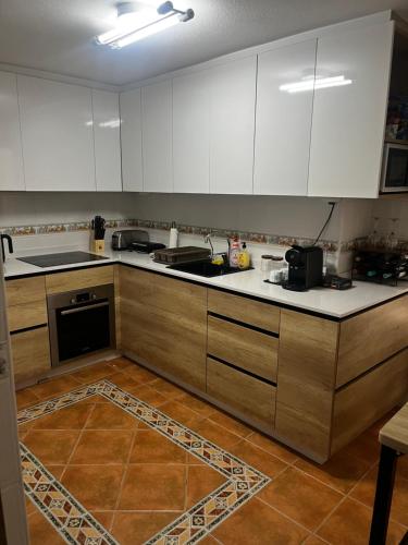 Apt Emerald Torrevieja, 100m from La Cura beach