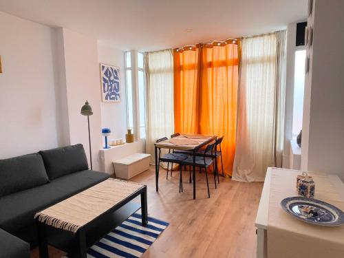 Tradicional y tranquilo apartamento de 1 habitación cerca de la Playa y con Piscina by beBalmy