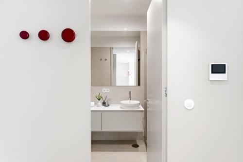 Milleo Azul - Elegant Design Stay in Central Porto