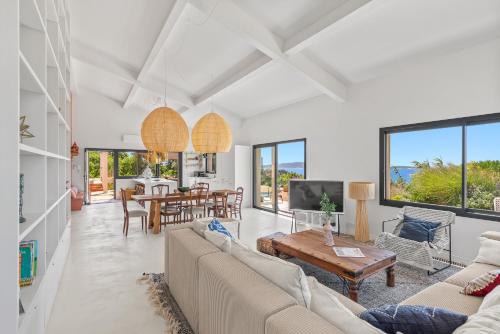 MAISON DOUCE By Terrys Homes