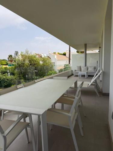 Modern 3BR Apartment in Bel Air