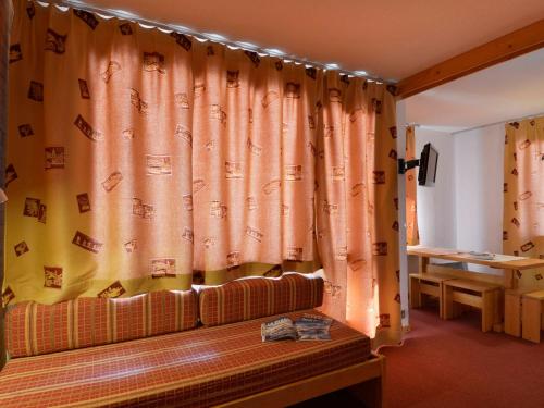 Appartement skis aux pieds, animaux admis