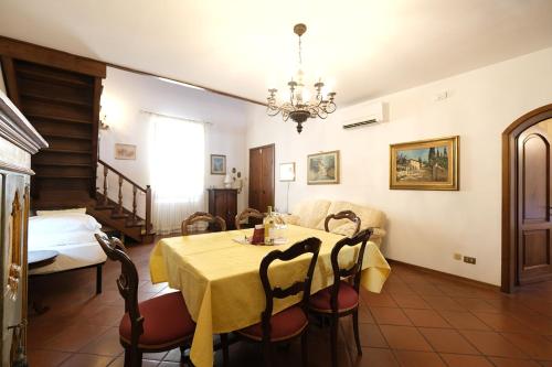 Wine Apartments Florence Soave