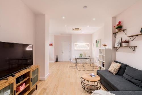 SevilleBnB Group- Santa Barbara Central Suites, Sevilla center