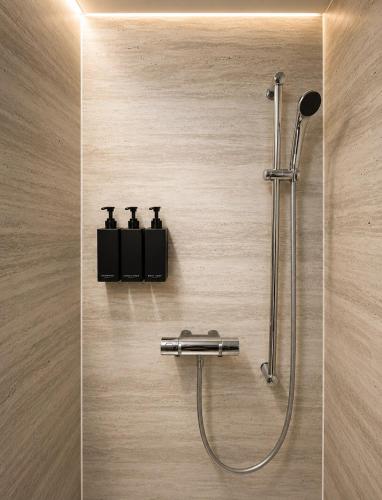 M Suites 303