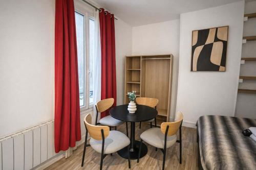 Studio Paris Paris 15eme Proche Metro Tout Confort