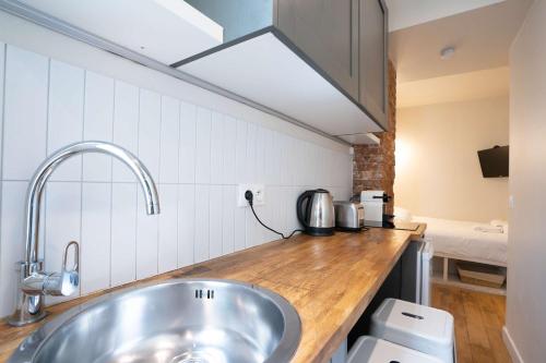 Studio cosy Love room - paris 18 -2P
