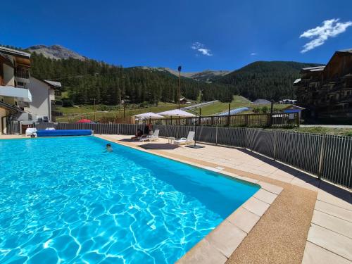 T2 + coin montagne - Wifi/Piscine - Les Orres 1800