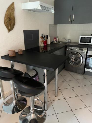 F2 cosy à Montpellier-Cadre verdoyant