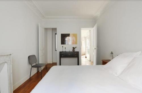 Elegant and Confortable long stay in Paris