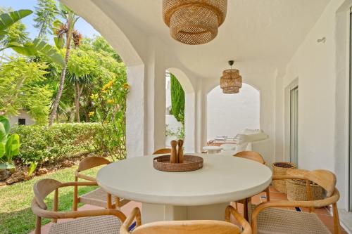 Las Adelfas - 3 Bed Beachside Apartment