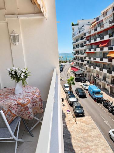 Appartement neuf à 2 pas de la plage & de la Croisette