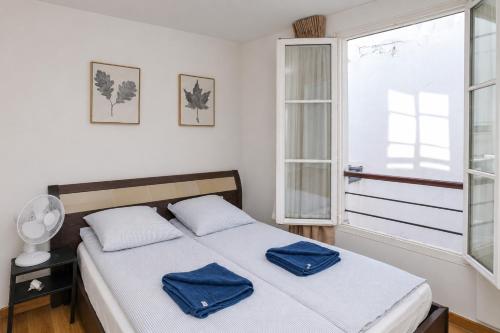 Magnificent Apartment in the Best Central Location of Paris 1 Minute Walk to Train Station
