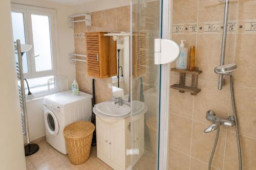 Magnificent Apartment in the Best Central Location of Paris 1 Minute Walk to Train Station