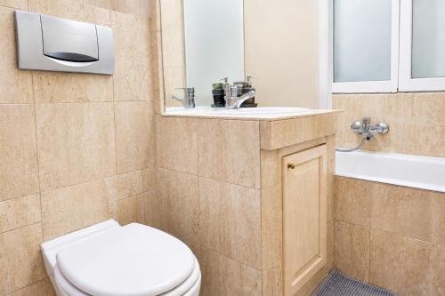 Le Parisien - Cozy 2BR Near Eiffel Tower