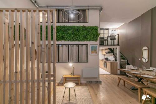 Duplex apartment 4BDR 11P - Moulin Rouge