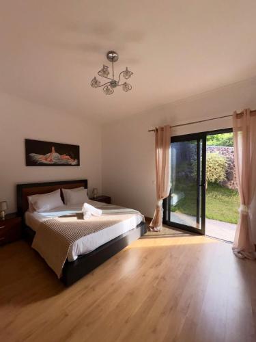 Magnificent villa with a heated pool
