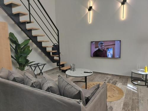 KR Thessaloniki - Aura Loft - 750m from Rail & Metro Station