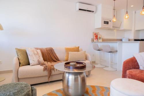 Ac152 - Top Renovated Modern 1 Bed With Pool