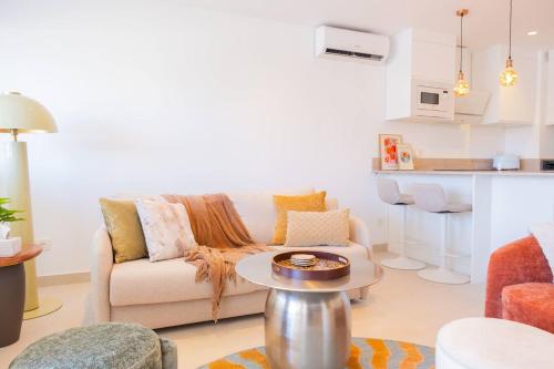 Ac152 - Top Renovated Modern 1 Bed With Pool