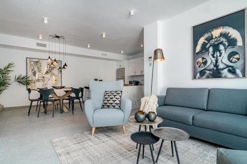 Ab3 - Spacious Holiday Home, Puerto Banus