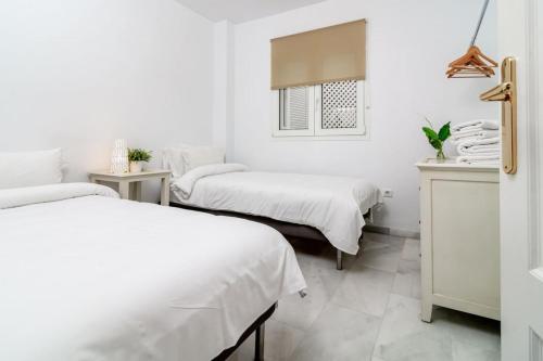 Pr45- Beach Front Apartment Puerto Banus
