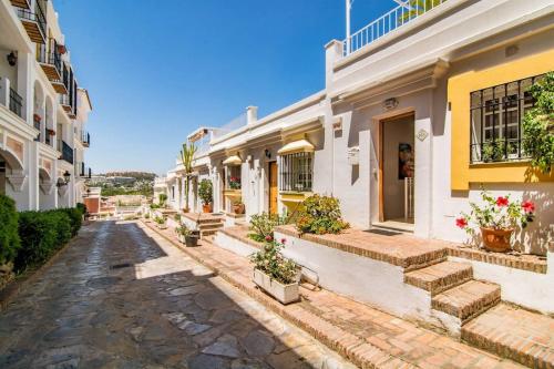 Ap165 - Aloha Pueblo, Marbella By Roomservices
