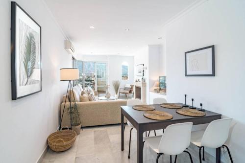 Sam24I- Cozy Apartment Walking Distance To Beach