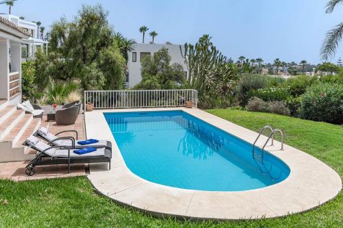 Villa Alegre - Charming Villa With Private Pool